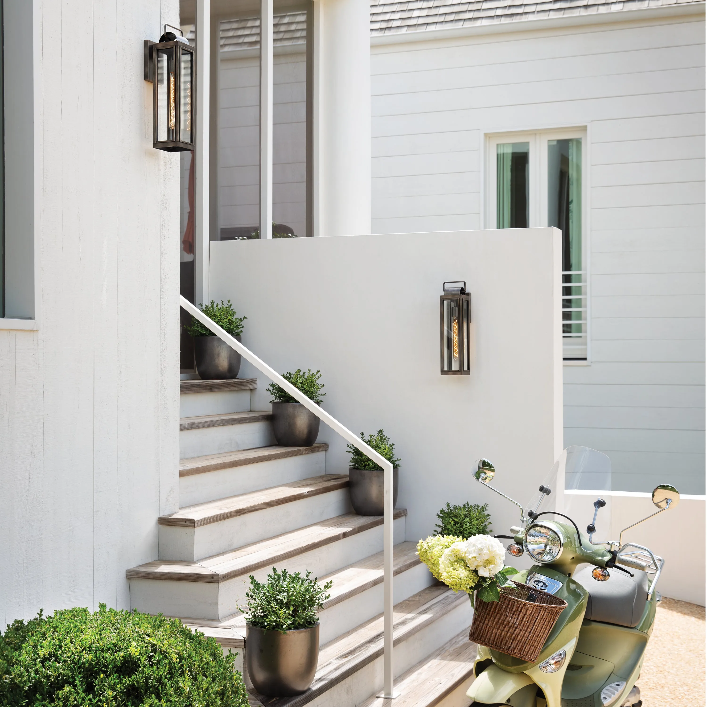 Sag Harbor Outdoor Wall Light